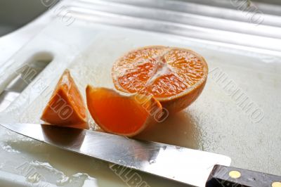 Cut oranges