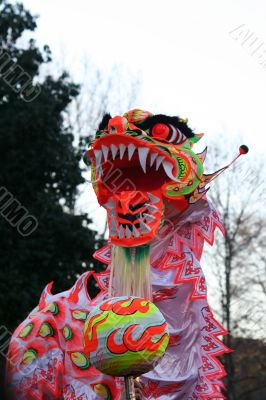 chinese dragon mask