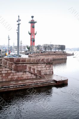 Rostral columns on the embankment