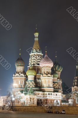 Cathedral St Basils in night
