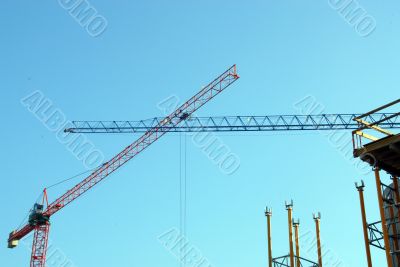 two build cranes