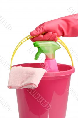 Bucket with spray cleaner