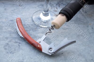 Bottleneck with corkscrew Bottleneck with corkscrew