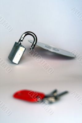 Key, Padlock, CD