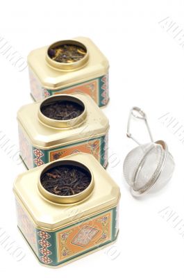 tea boxes with tea strainer