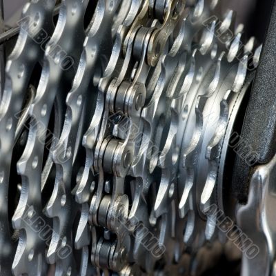 Rear MTB cassette with chain