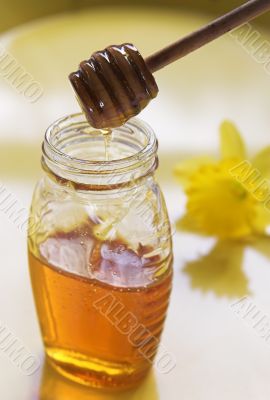 honey with spoon