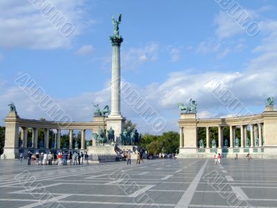 General view of Heroes` Square