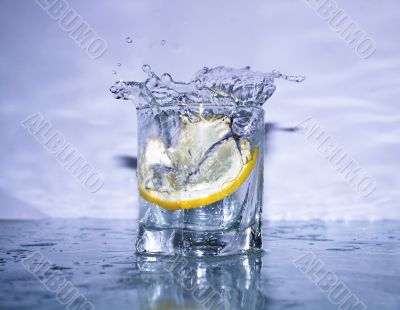Splashing Lemonade Splashing Lemonade