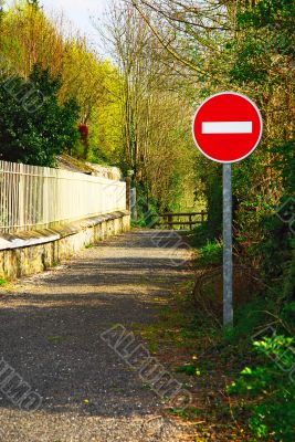 No entry traffic sign