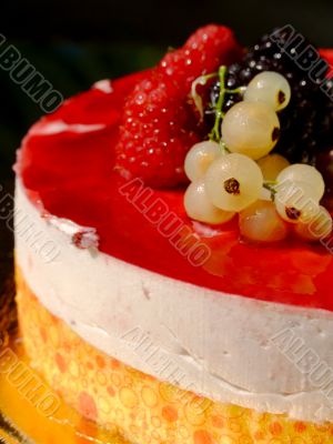 Cheese cake with berries