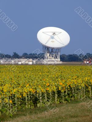 Parabolic antenna