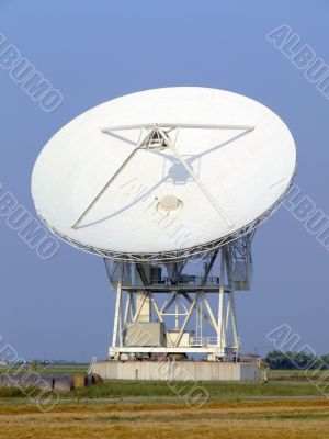 Parabolic antenna
