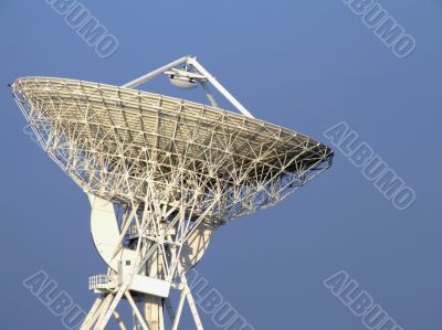 Parabolic antenna