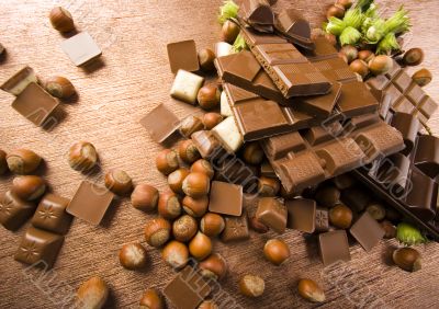 Chocolate & Nuts Chocolate & Nuts
