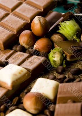 Chocolate & Nuts Chocolate & Nuts