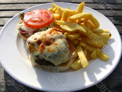Cheese Burger and Chips Al Fresco