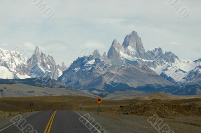 Mounts Fitz Roy and Torre from road to El Chalten