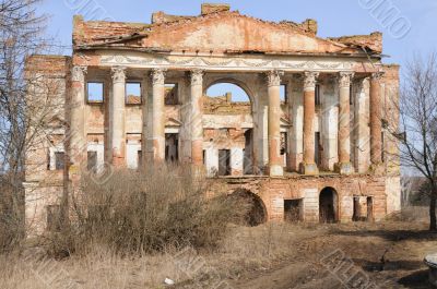 ruins palace 18 century