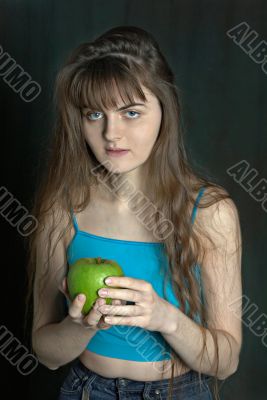 Women with applle. Women with applle.