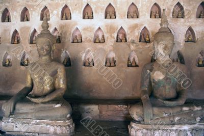 Two buddhas