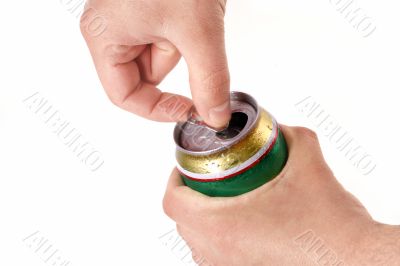 Mans hand opening aluminum beer can