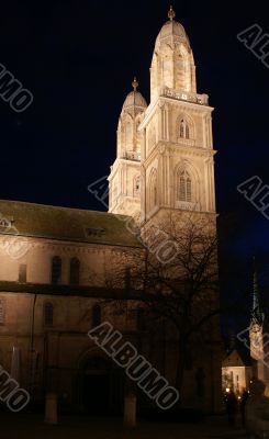 Grossmuenster cathedral in Zurich night