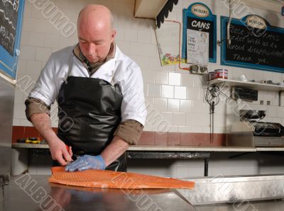 cutting smoked salmon