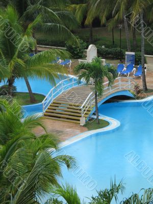 resort pool