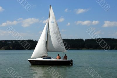 sailing on the bay