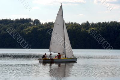 sailing on the bay