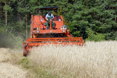 combine harvester