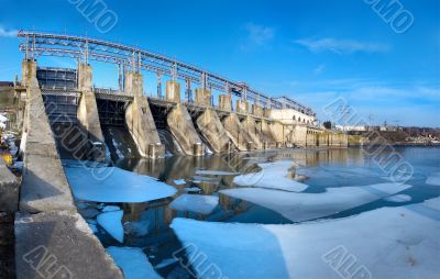 Hydroelectric pumped storage power plant