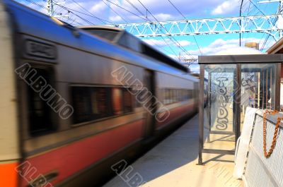 Fast Train