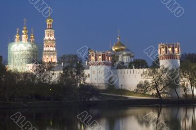 Novo-Devichiy Convent close up