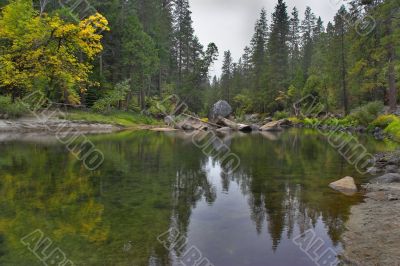 In the autumn there is not enough water.