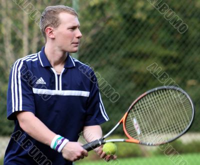 James Tennis
