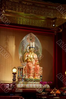 Golden buddha statue