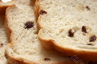 Raisin bread