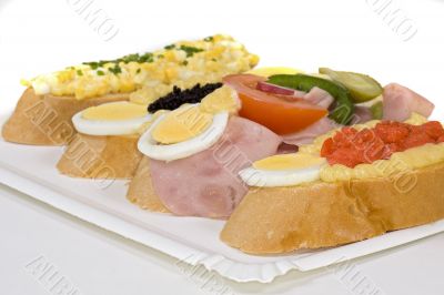 Garnished sandwiches