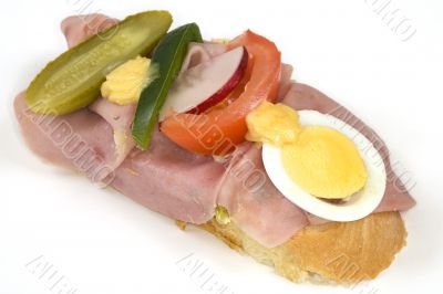Garnished sandwiche ham