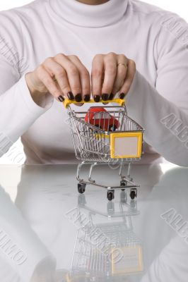 woman buying a new car