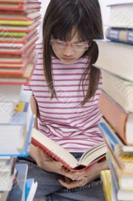 Girls read book