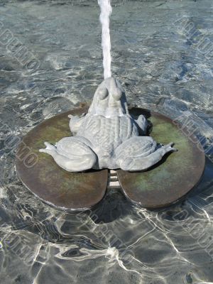 frog fountain
