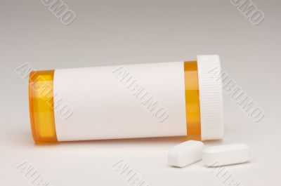 Blank Prescription Bottle & Pills Blank Prescription Bottle & Pills