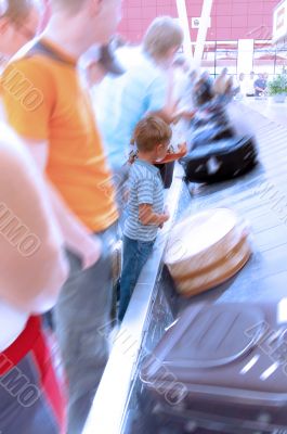 airport arrival baggage