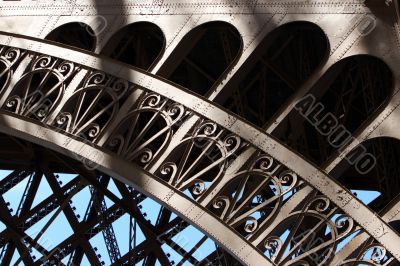 Arc structure Arc structure