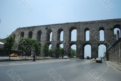 Modern highway via Aqueduct