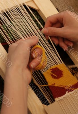 Process of manual manufacturing of a fabric