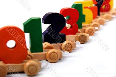 wooden numbers train